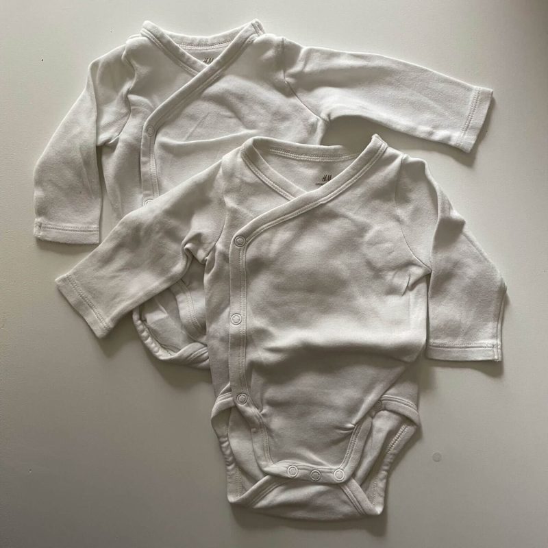 H&M 50/56 - 2 Rompers overslag