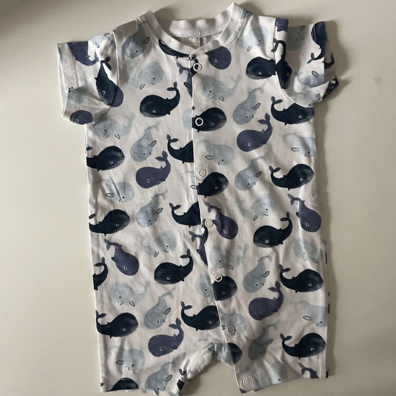 H&M 68 - Kruippak 'walvis' korte broek
