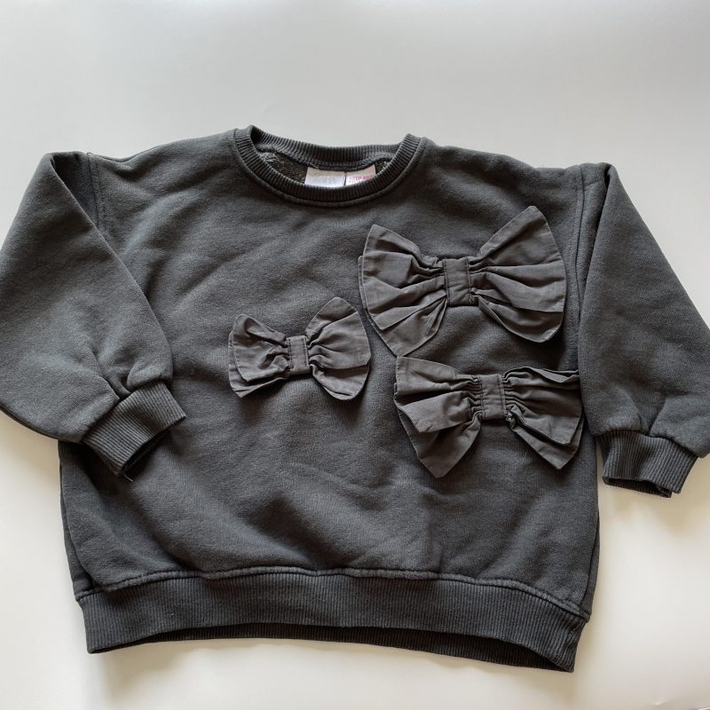 Zara 110 - Trui 'strikjes'